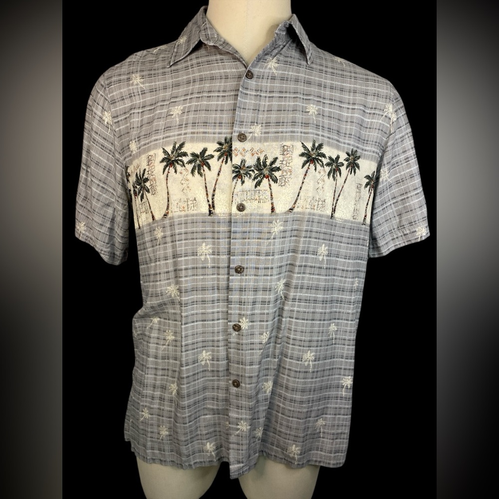 Batik Bay Gray with Palm Tree Print Short Sleeve Button Up Shirt Men’s Large